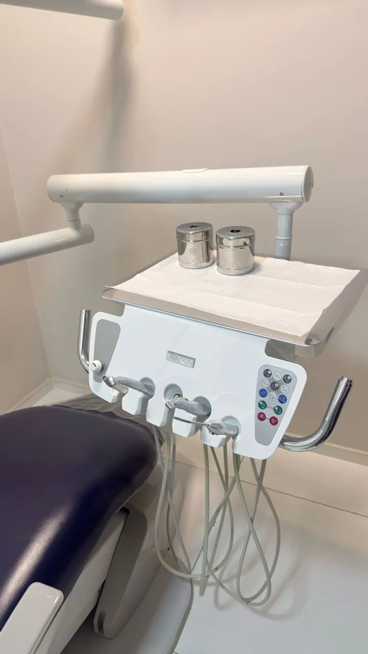 Cadeira odontológica Kavo Aqia com compressor - Foto 2