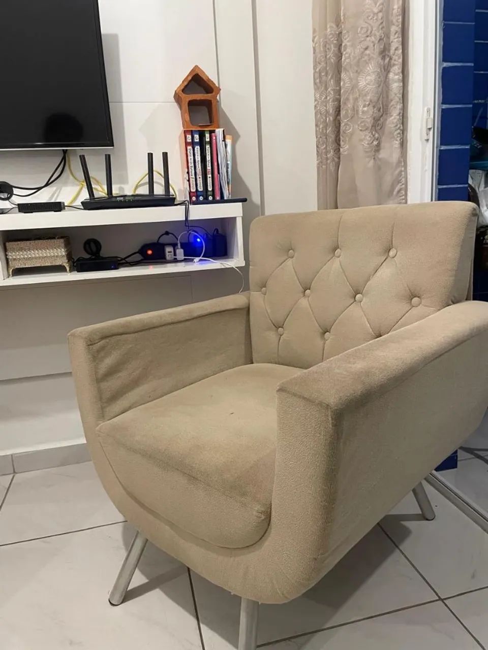 Duas Poltronas Begues (Capitonê)  - Foto 4