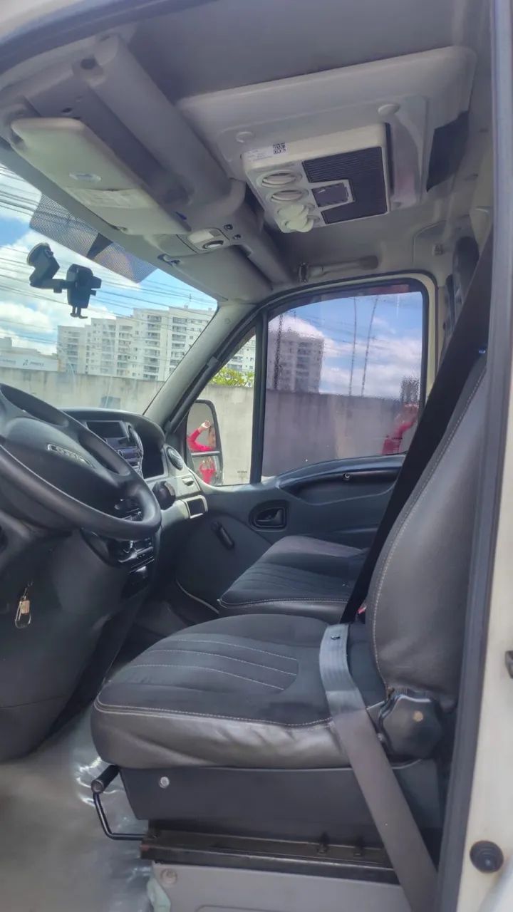 Iveco 7 tonelada  - Foto 5