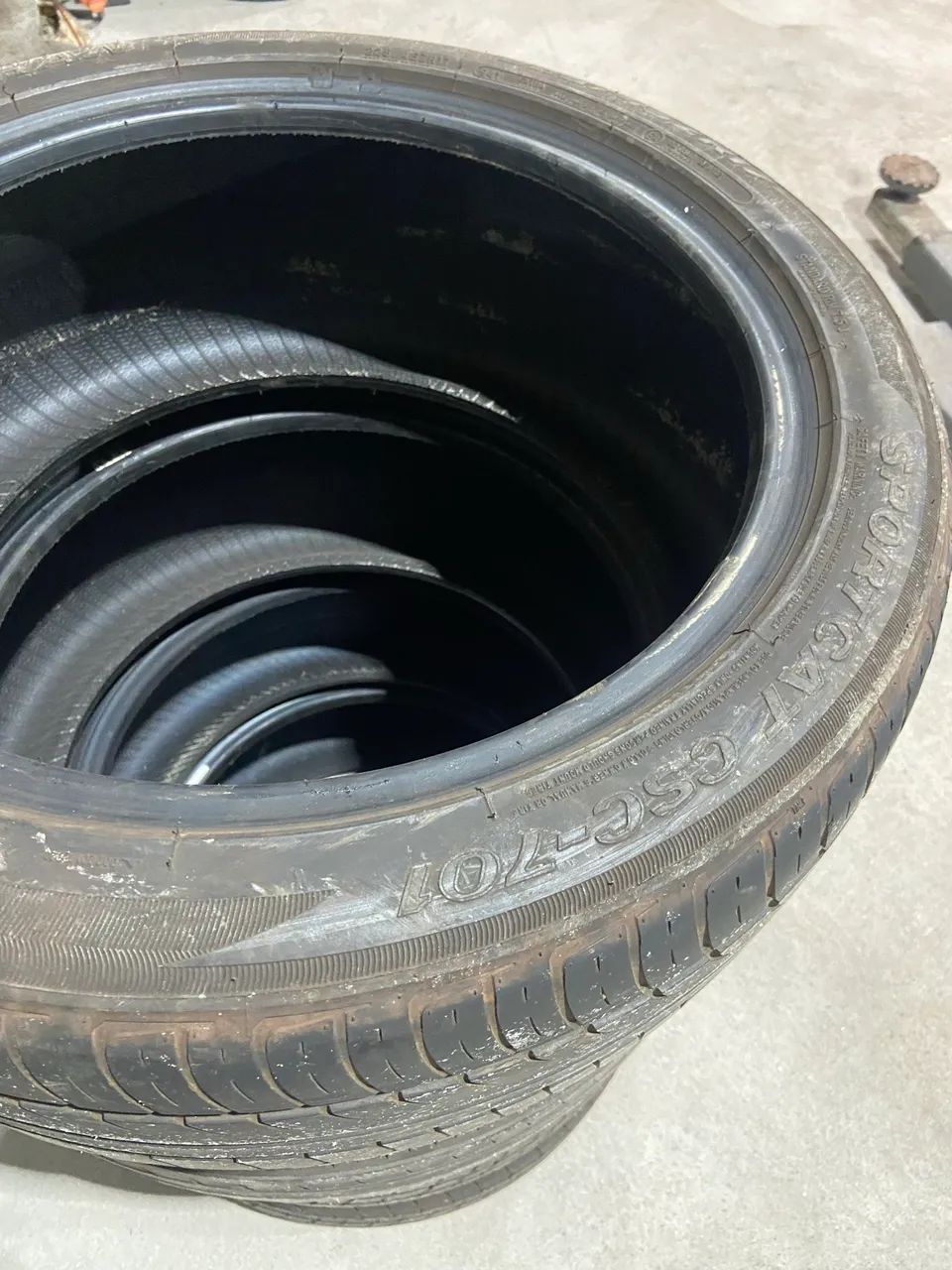 Vende- se Peneu 17 semi novo  - Foto 3