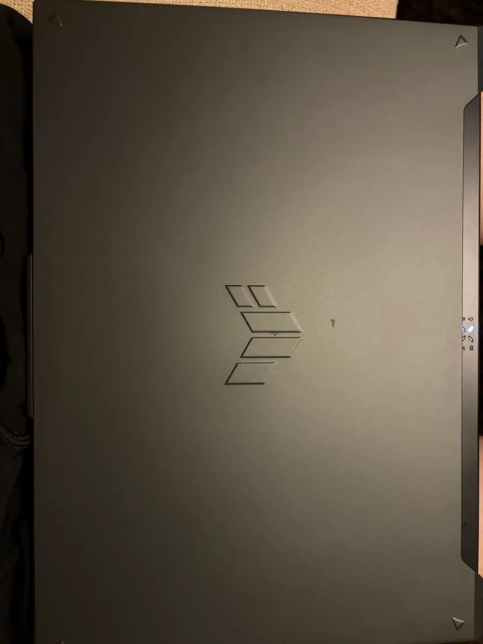 Asus tuf gaming a16  - Foto 3