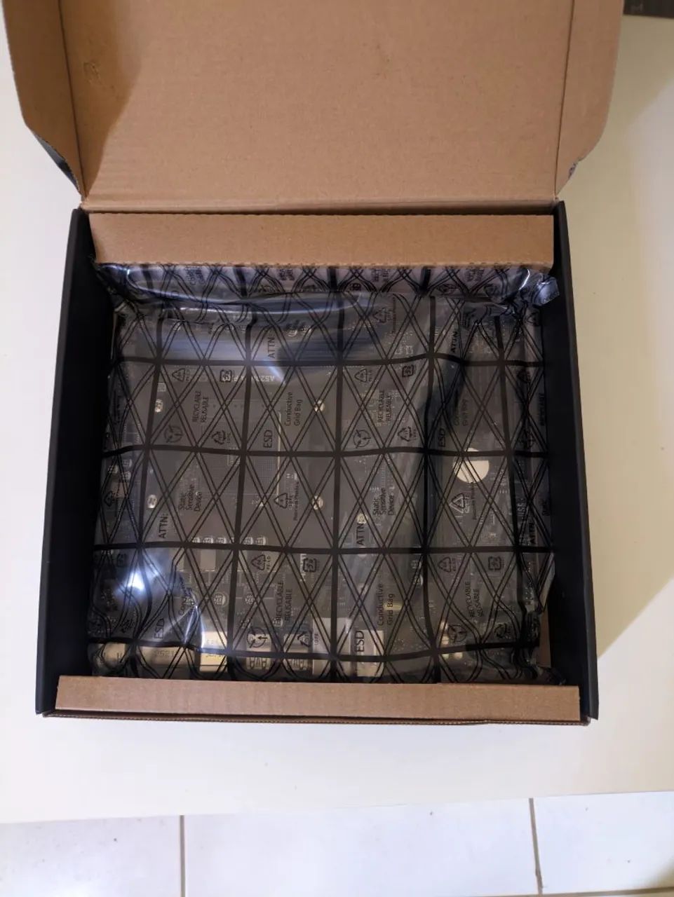 Vendo placa mãe A520m MSI A-PRO - Foto 3
