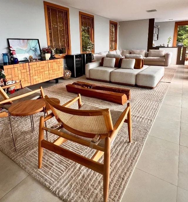 Poltronas de Design em Madeira, Couro e Palha Indiana - Foto 4