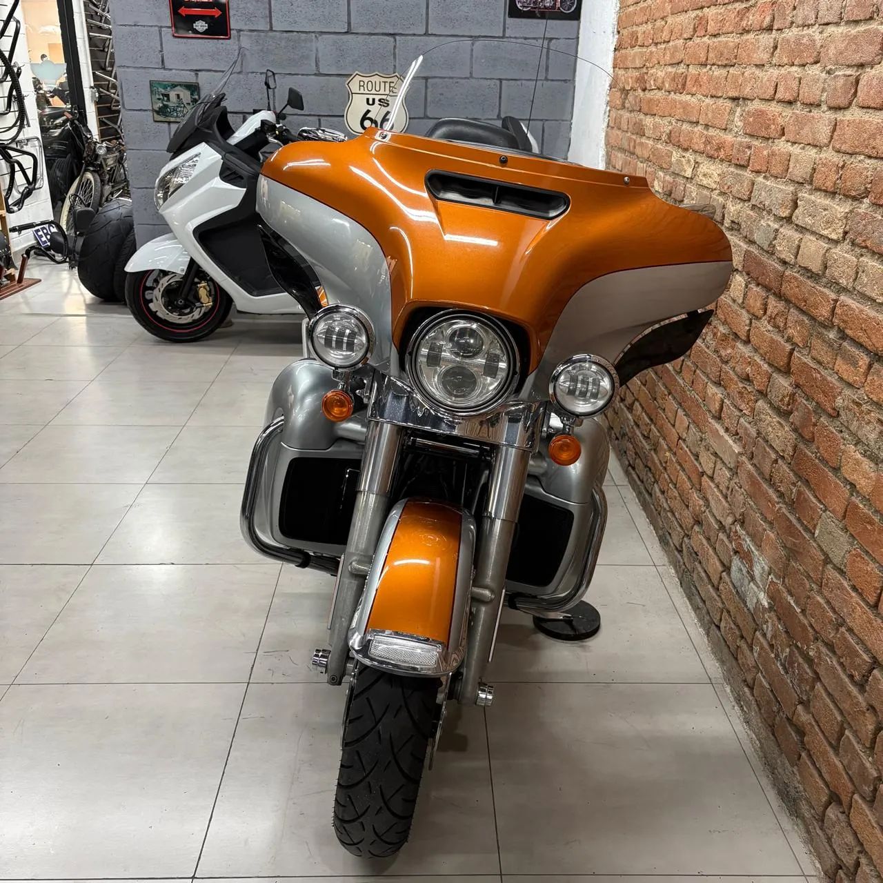 Harley-Davidson ULTRA LIMITED FLHTK - Foto 5