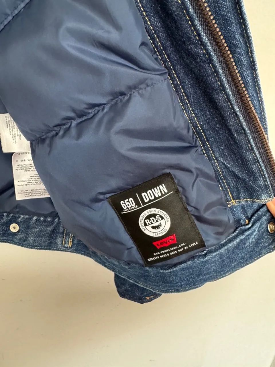 Jaqueta Jeans Levi's puffer 650 Fill Down rara - Foto 2