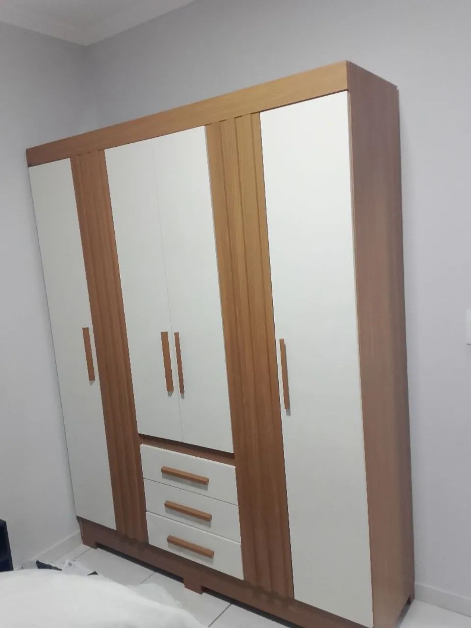 Vendo guarda roupa entrega e montagem grátis 