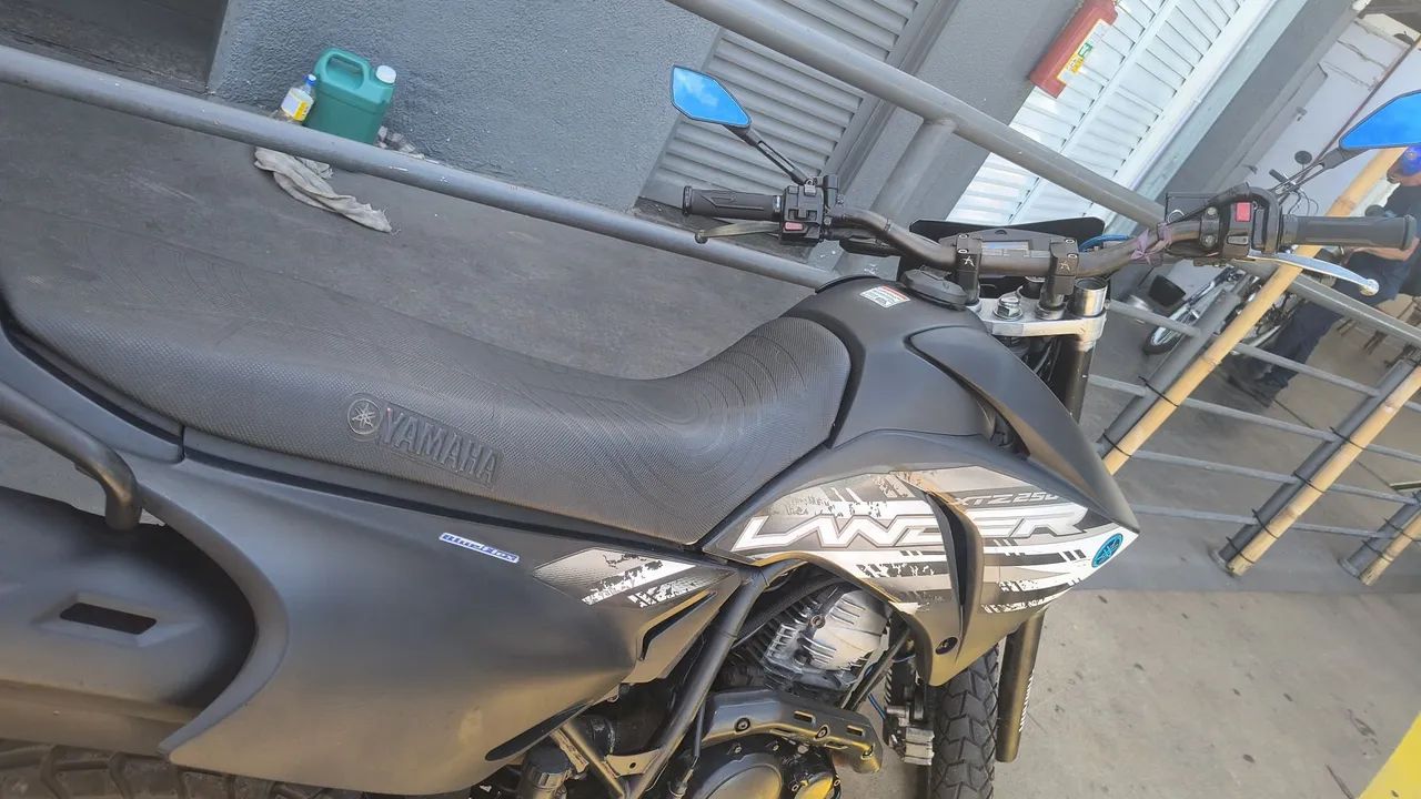 Lander moto com recibo em branco  - Foto 2