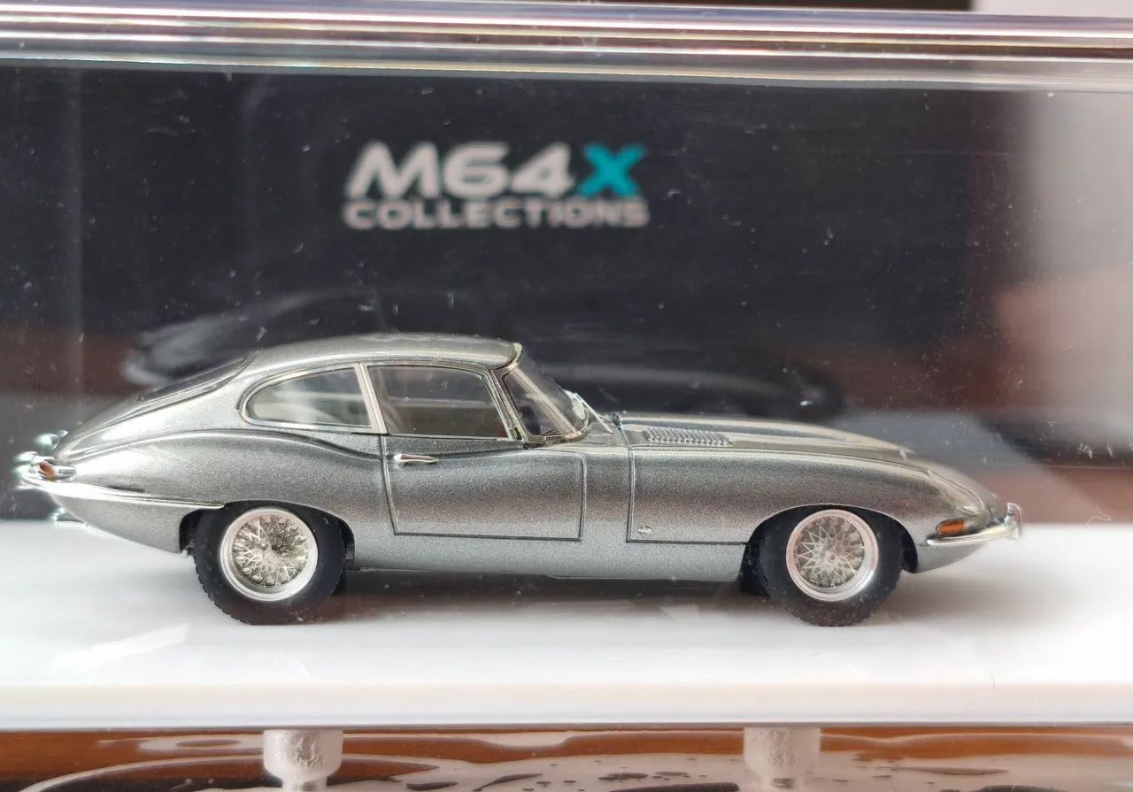 Jaguar E-Type M64X (My64) - Resina 1:64 - Foto 4