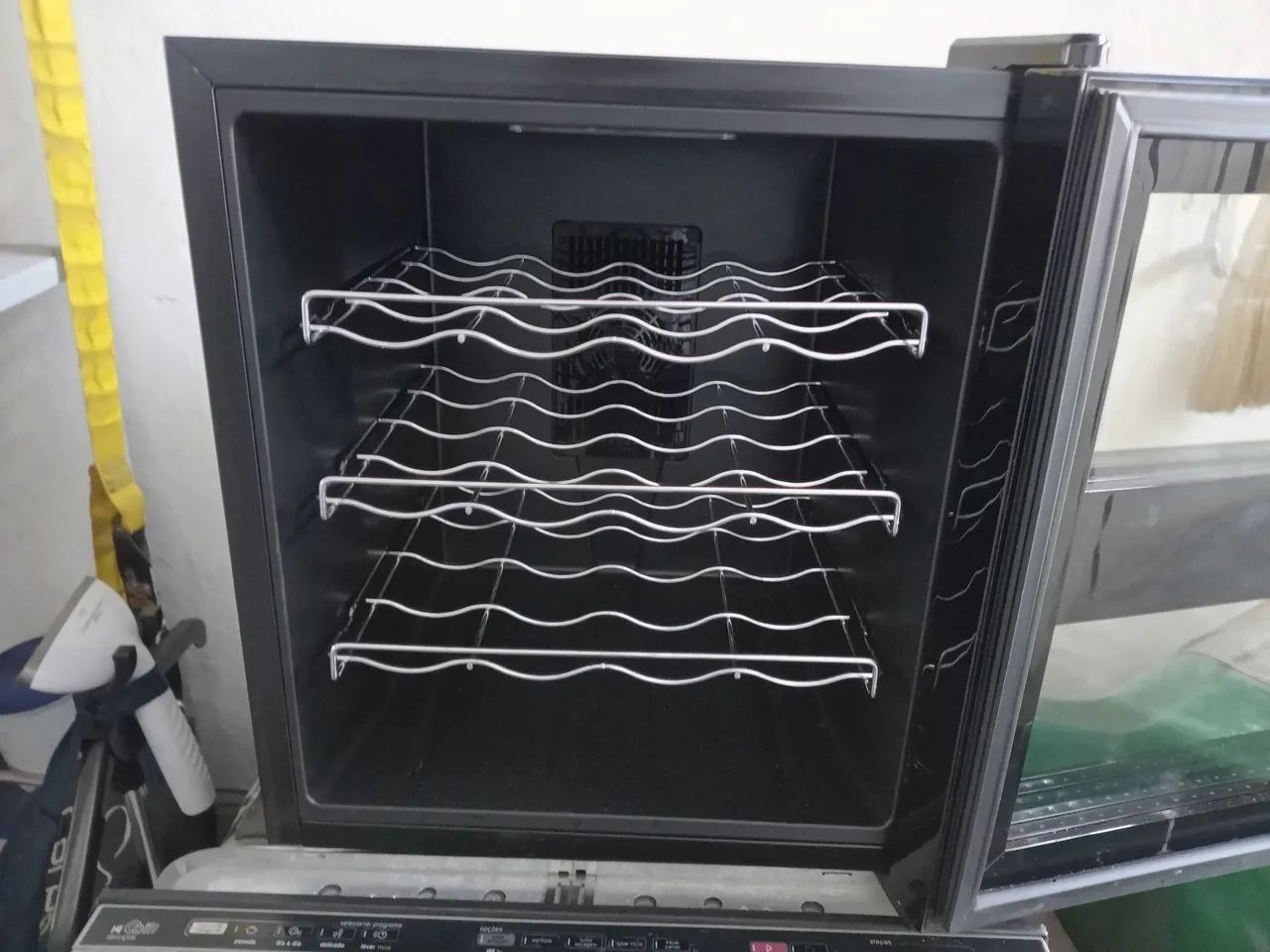 Odega de vinho de 21 litros bivolts  - Foto 2
