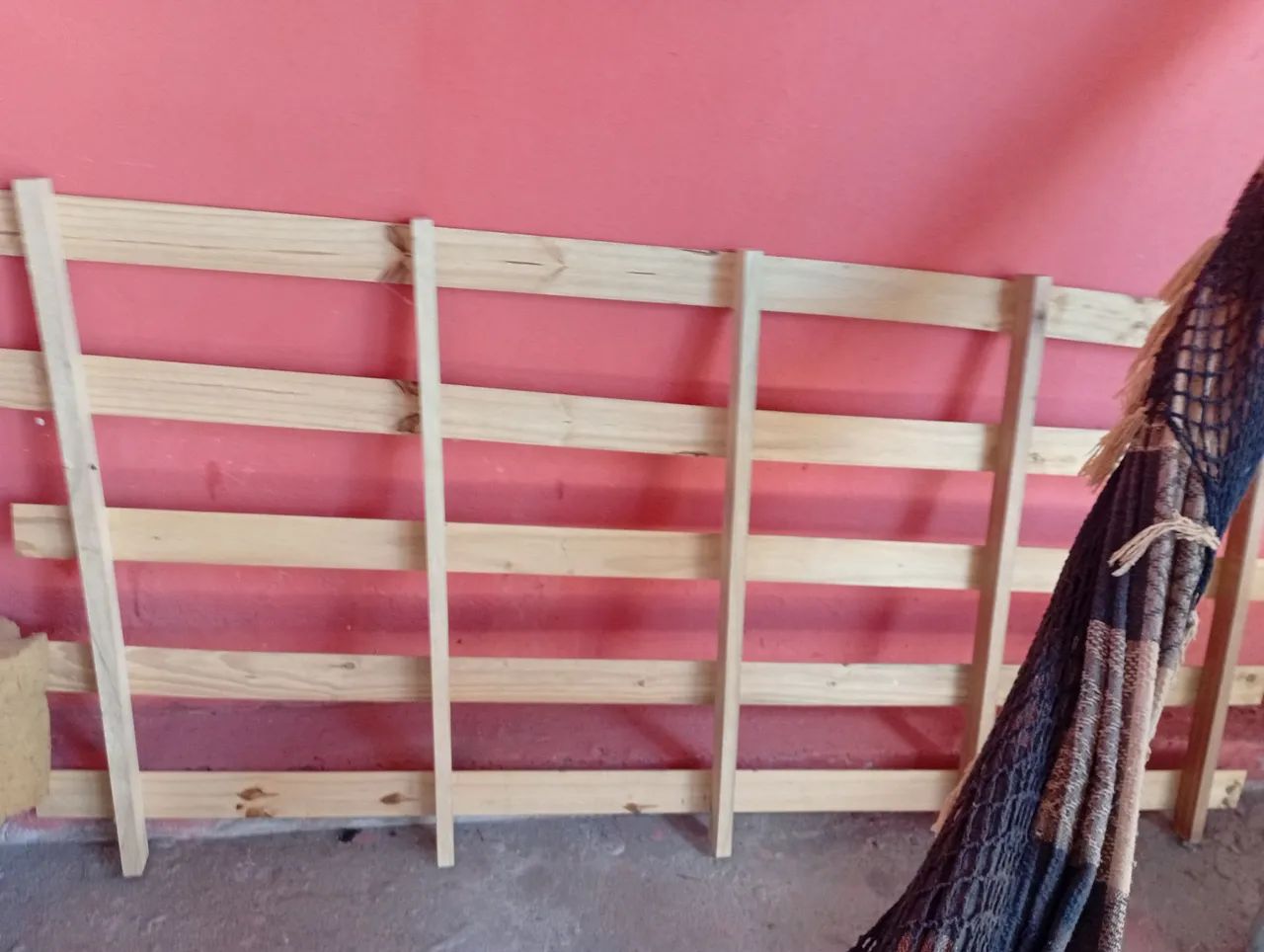 Cama de solteiro 