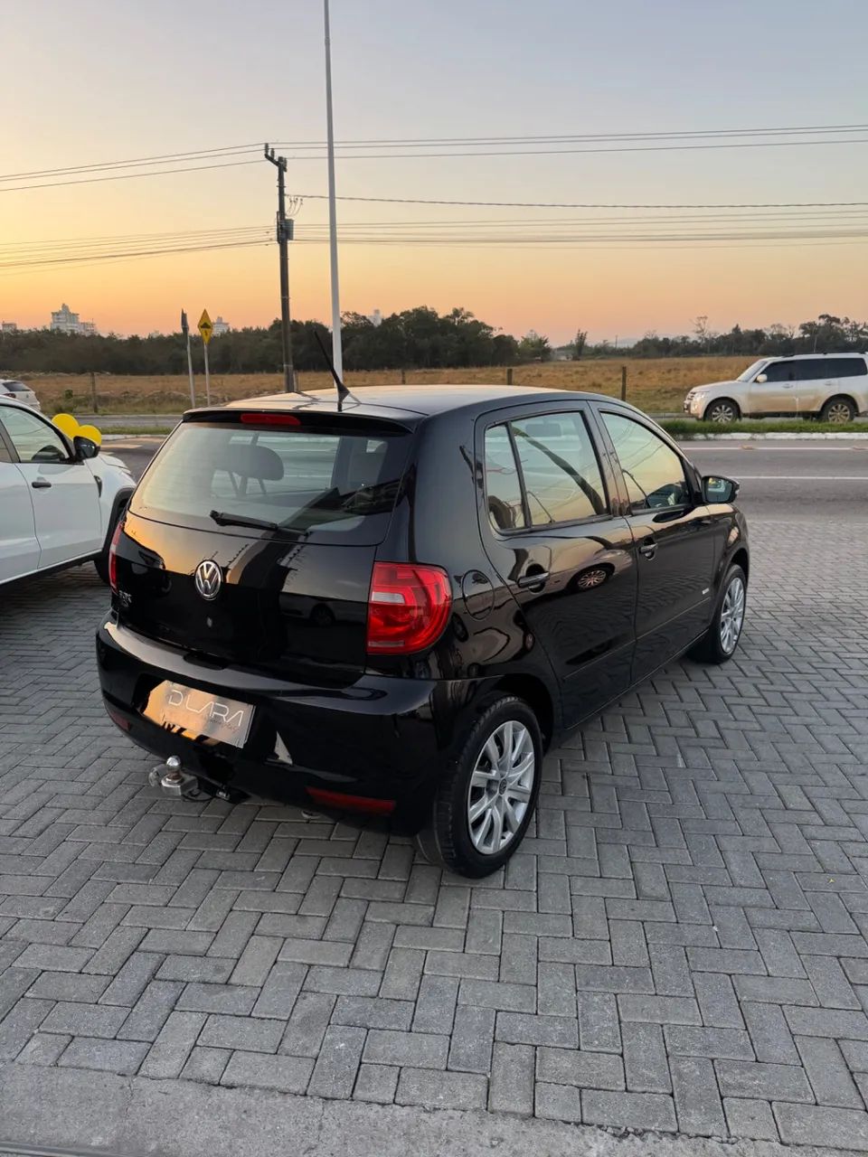 Volkswagen Fox 1.0 MI Total Flex 8V 5P 2013 - Foto 3