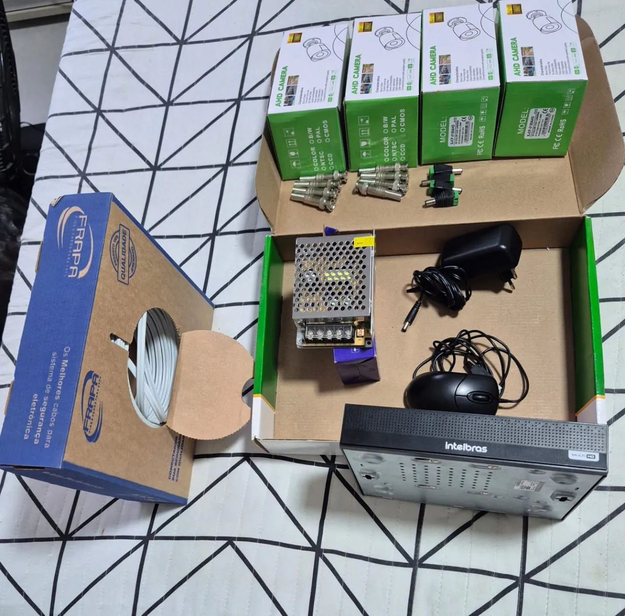 Kit camera intelbras