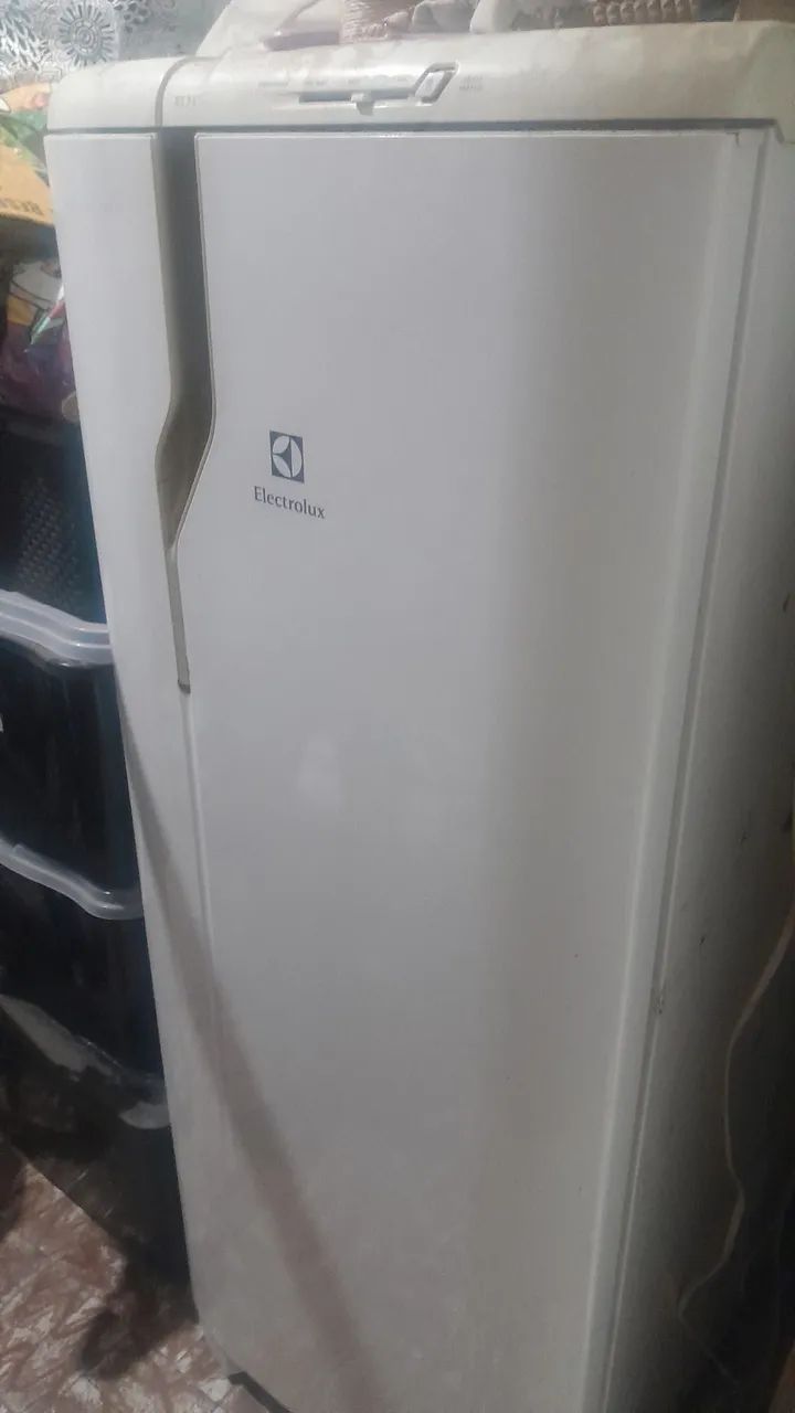 Geladeira eletrolux 