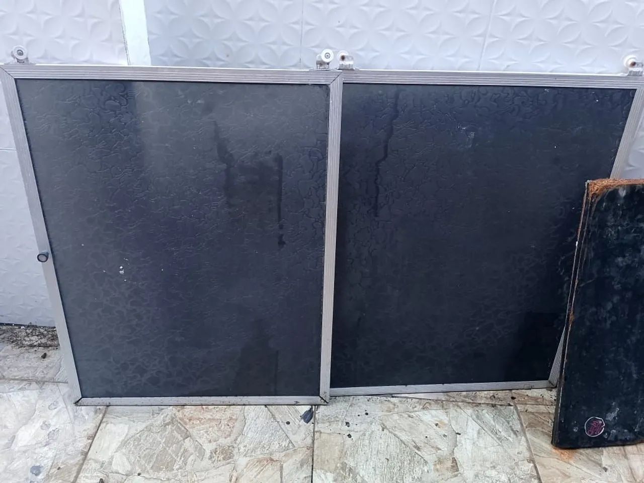 PORTAS EM ACRÍLICO PARA ARMÁRIO 