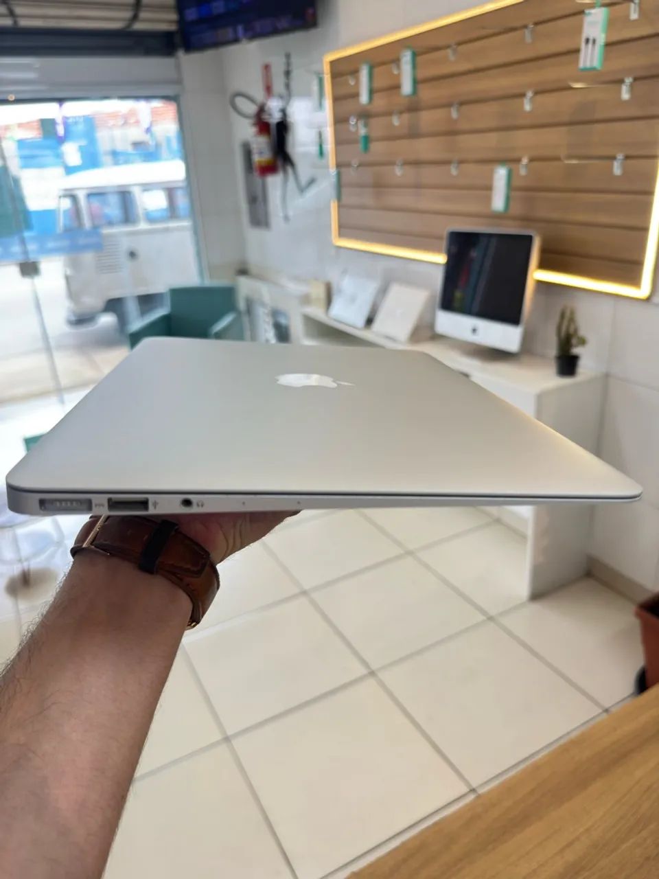 MacBook Air 2017 core i5 1.8GHz 13pol 
