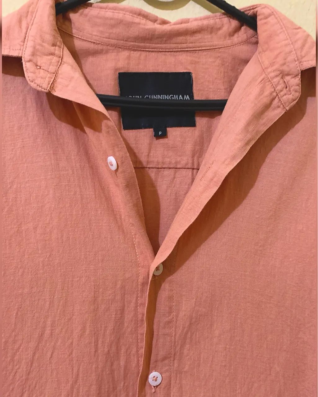 camisa social de linho oversized salmão e de botão  - Foto 2