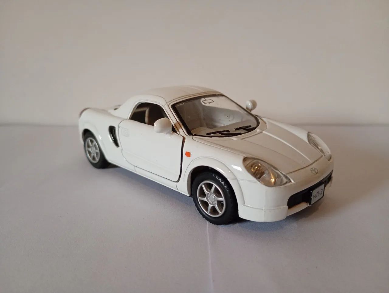 Kinsmart - Miniatura Toyota MR2 - Foto 4