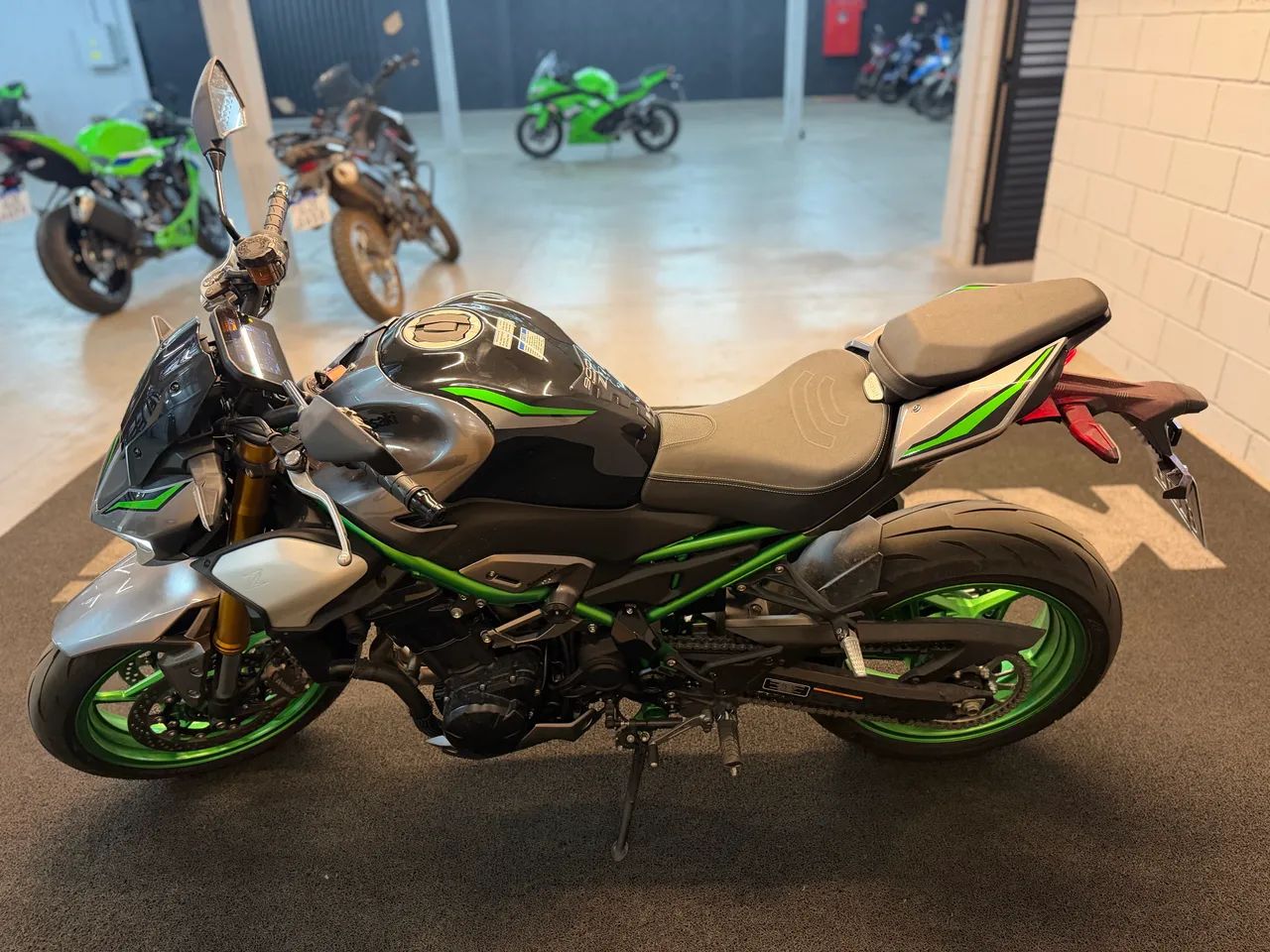 Z900 R EDITION  - Foto 4