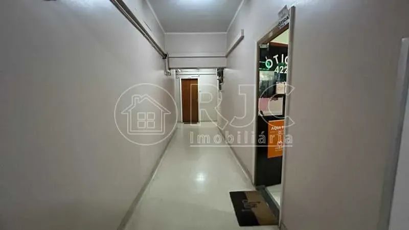 Ótima opção para morar ou investir! Imóvel à venda com 25 m², 1 quarto, na Tijuca  Rio de 