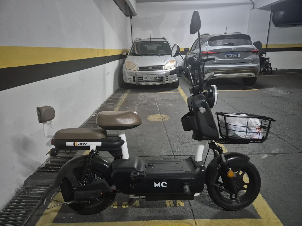 Bicicleta elétrica MC JOY Classic semi-nova 