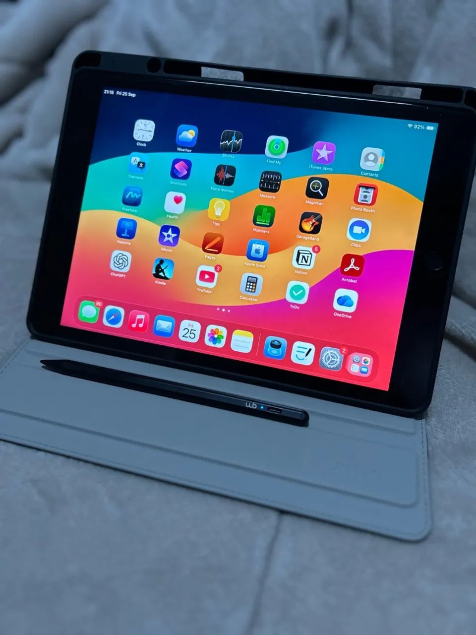 iPad 9ª Geração 64GB Prata + Caneta WB e Capa (Kit Completo)