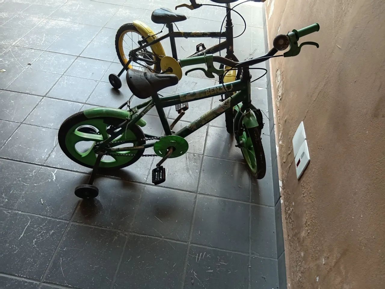 Vende se duas bicicletas  - Foto 2