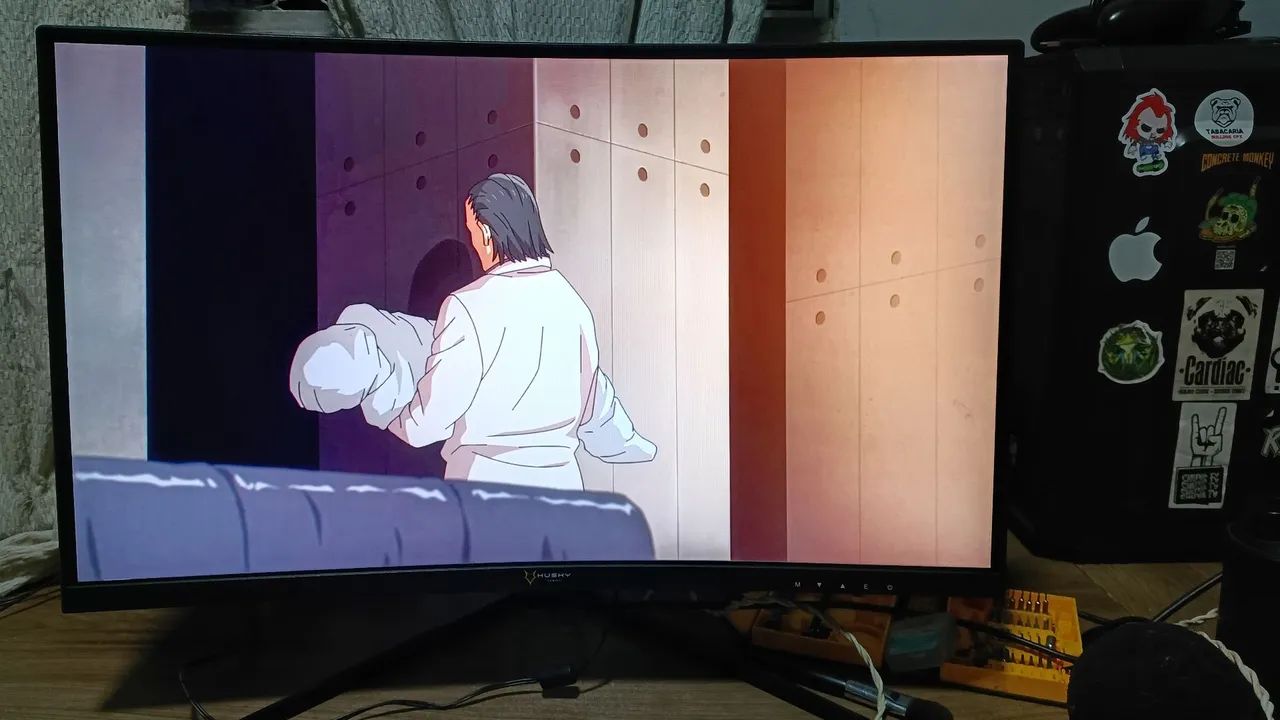 Monitor Gamer Husky 27" curvo 165hz 