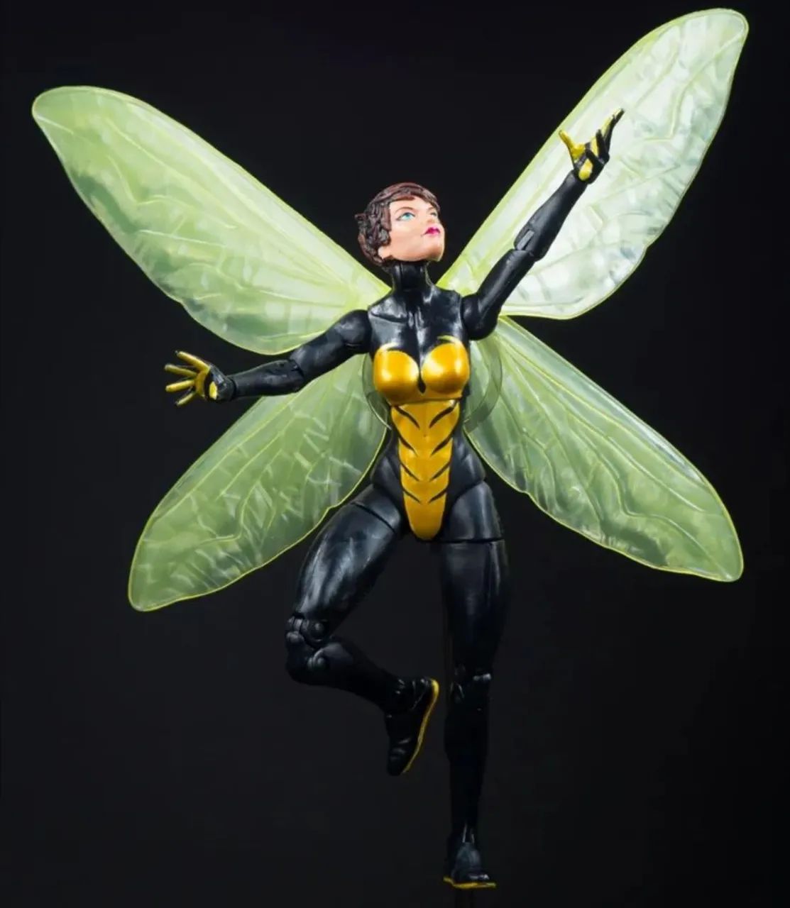 Vespa Marvel Legends Hasbro + Base de vôo  - Foto 3