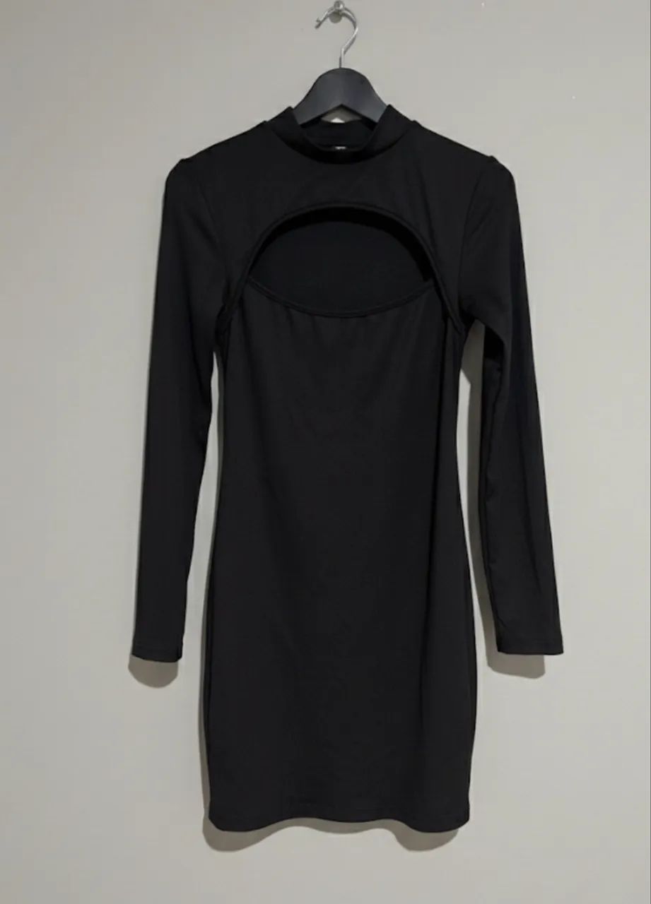 Vestido Preto Canelado
