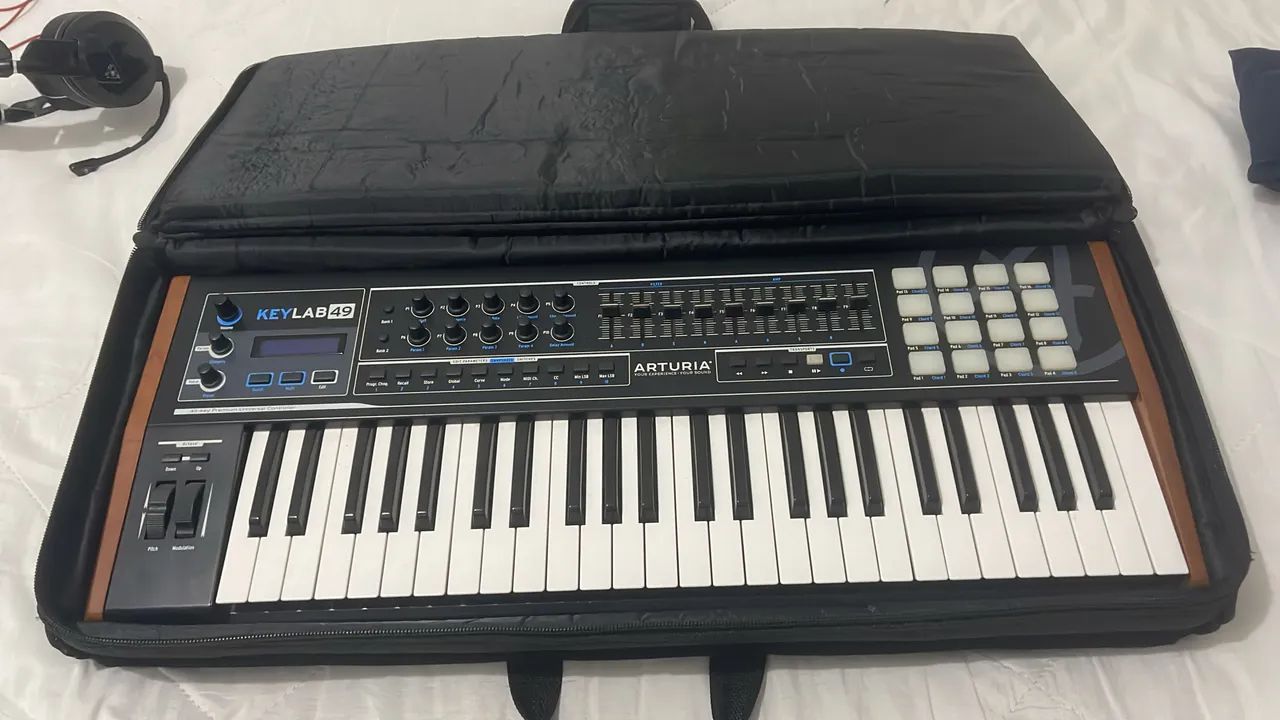 Controladora 49 teclas Arturia 