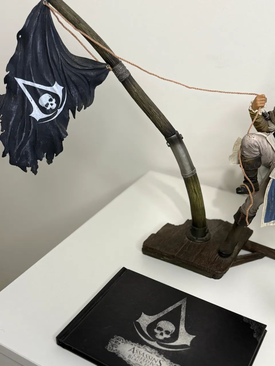 Estátua Edward Kenway - Assassin?s Creed IV Black Flag - Foto 3