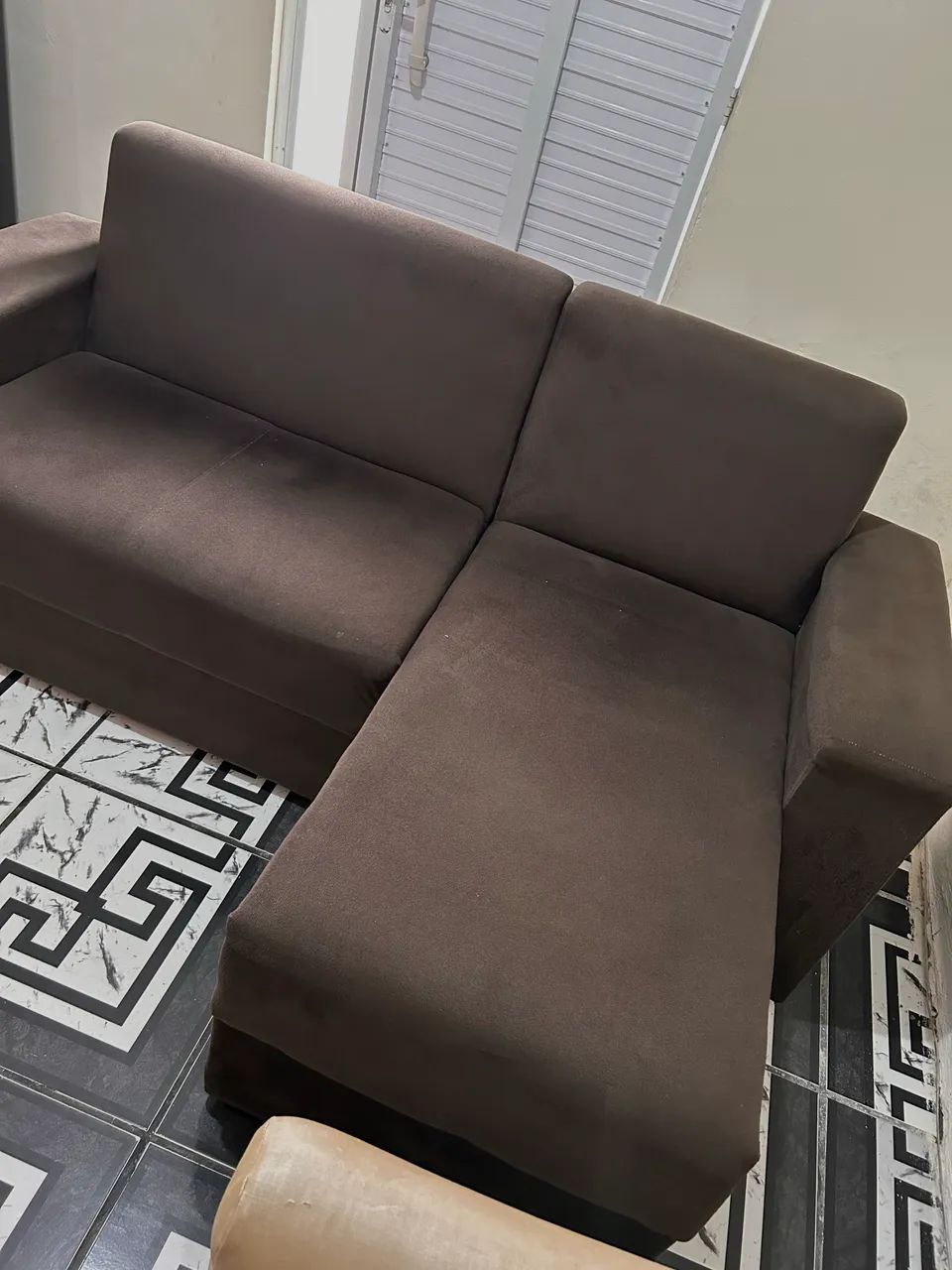 SOFÁ CHAISE Á VENDA 