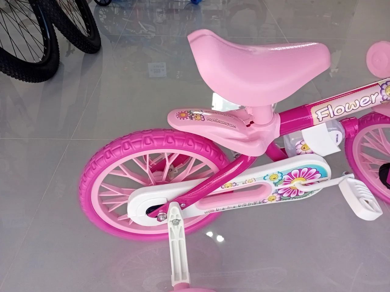 Bicicleta aro 12 Flower - Foto 4