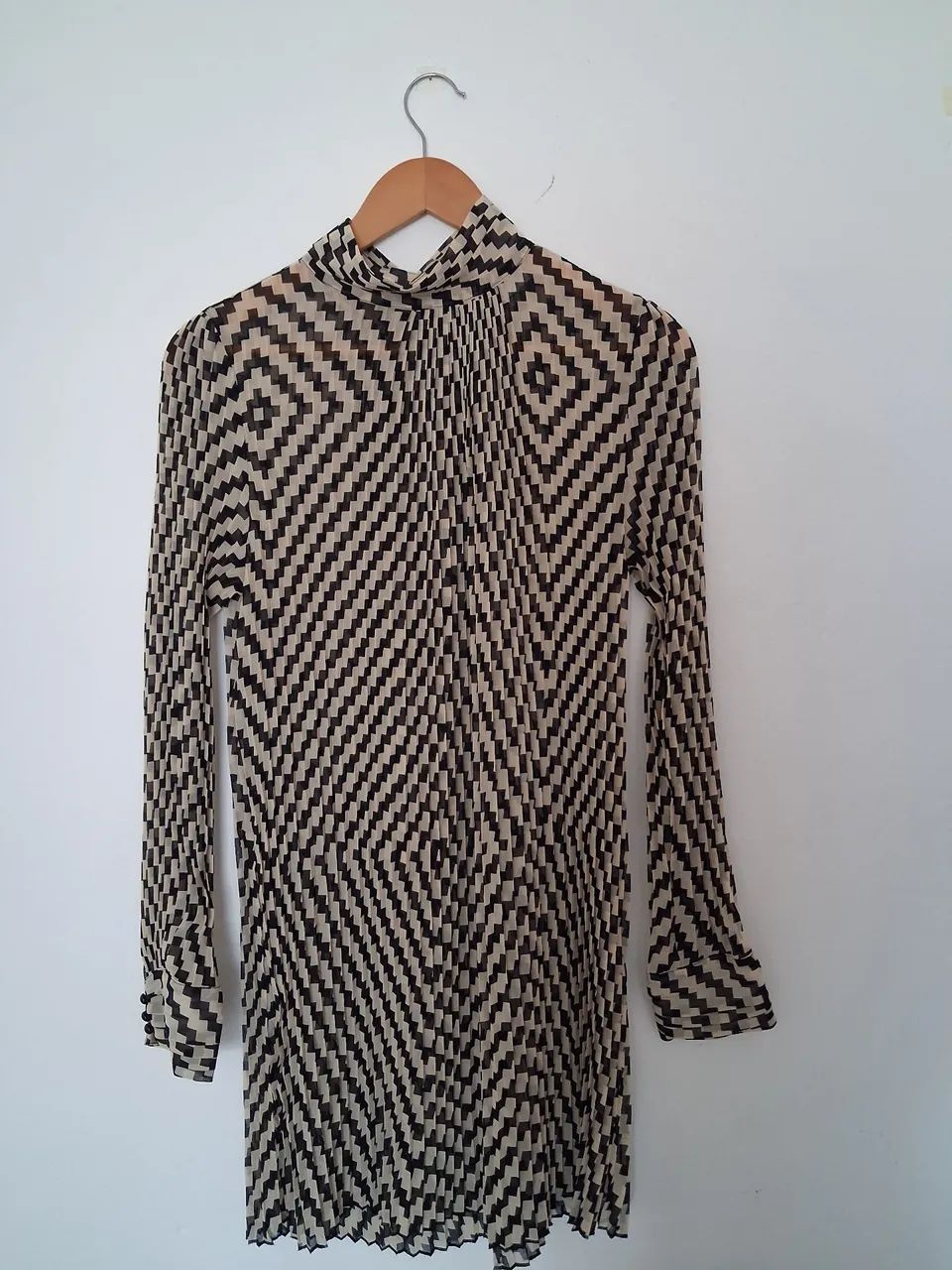 Vestido estampa geométrica