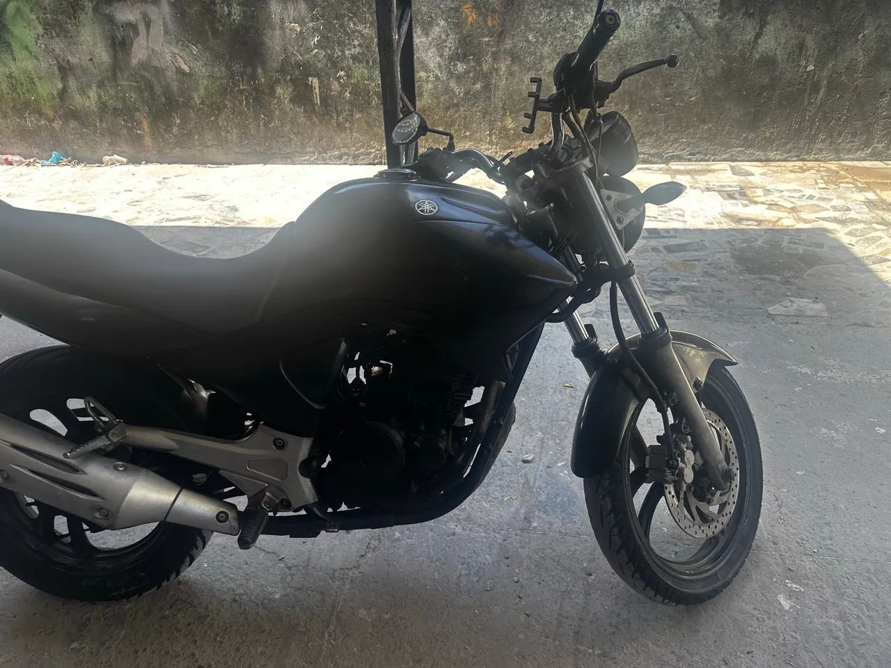 Fazer YS. 250