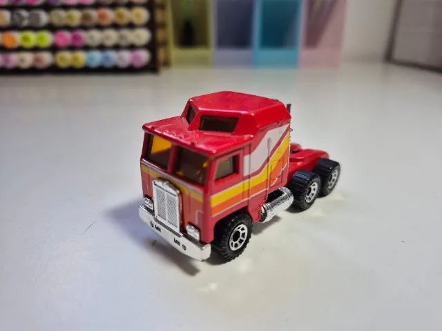 Matchbox Caminhão Lesney vermelho Kenworth 1981
