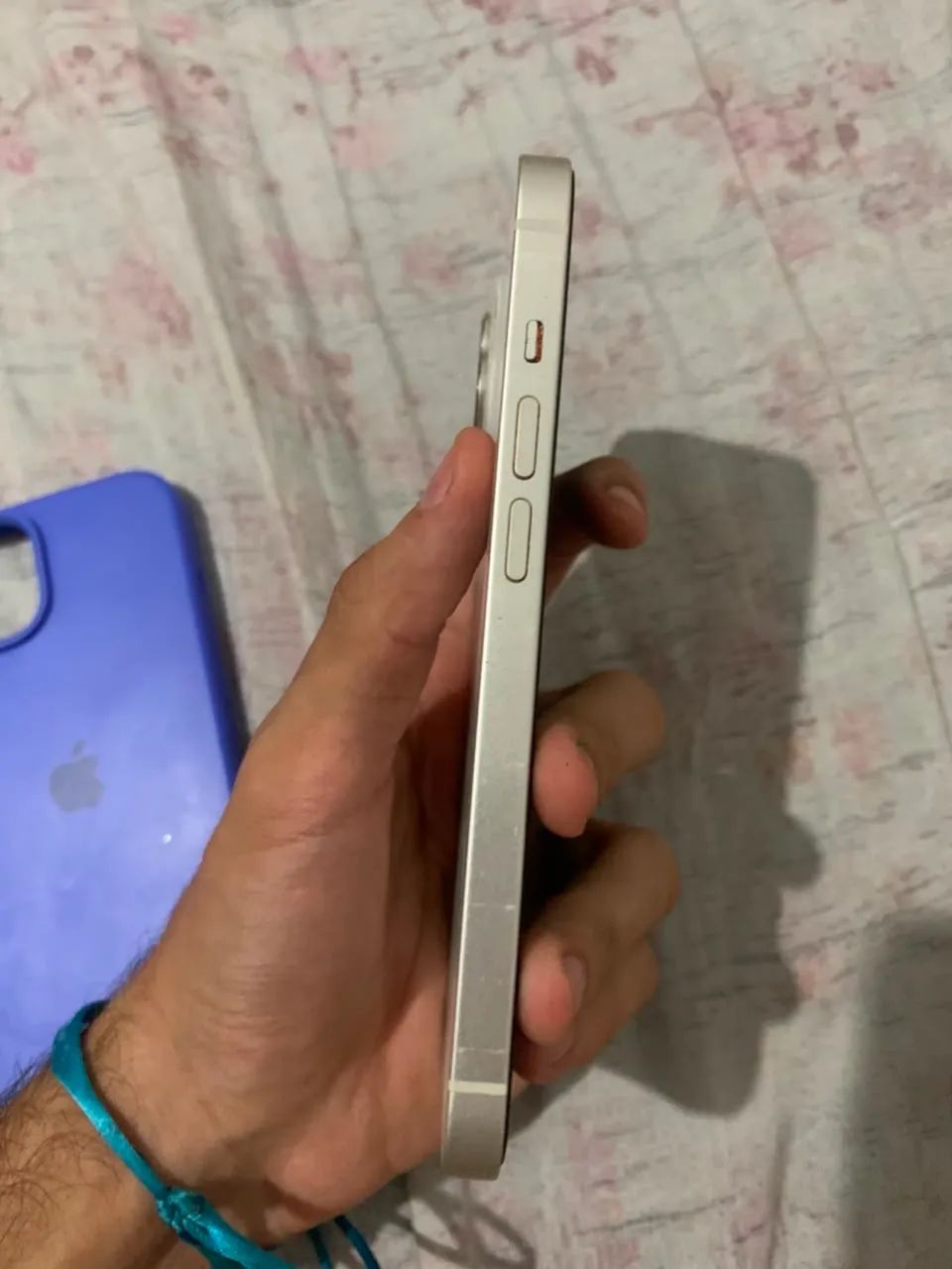 iPhone 14 128GB Estelar - Muito Conservado - Foto 5