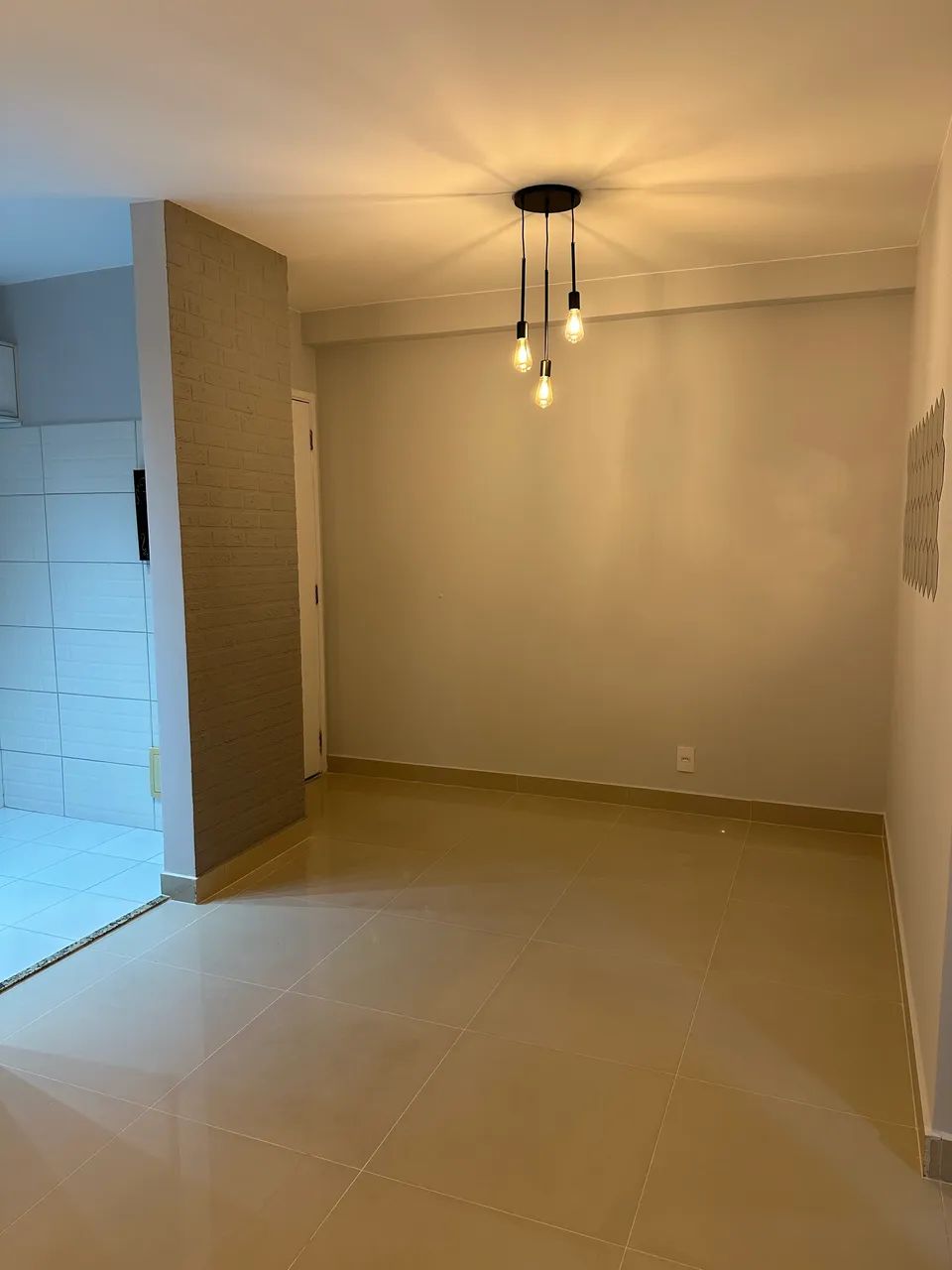 ALUGO APARTAMENTO EM VISTA ALEGRE 