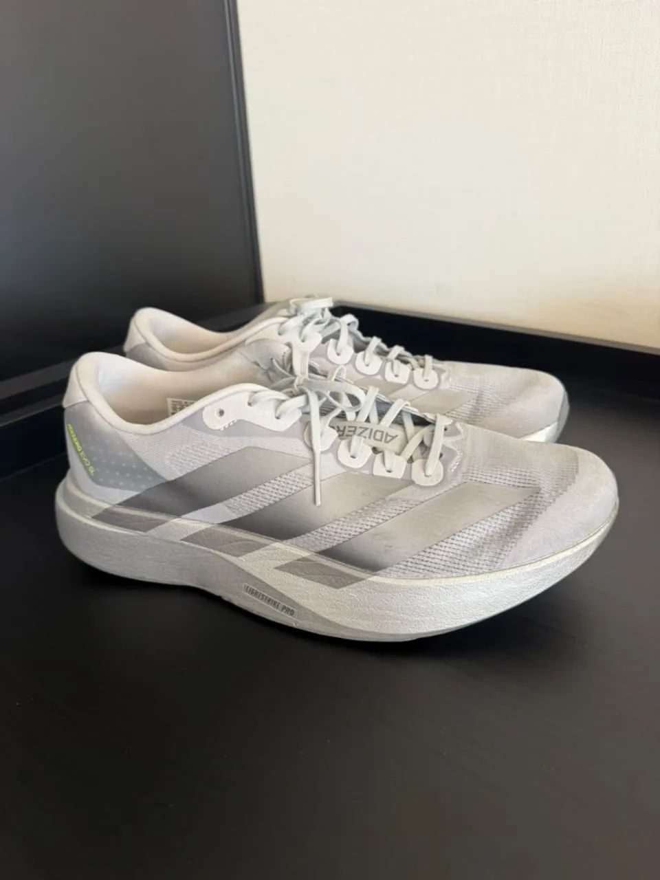 Tenis adidas evo sl