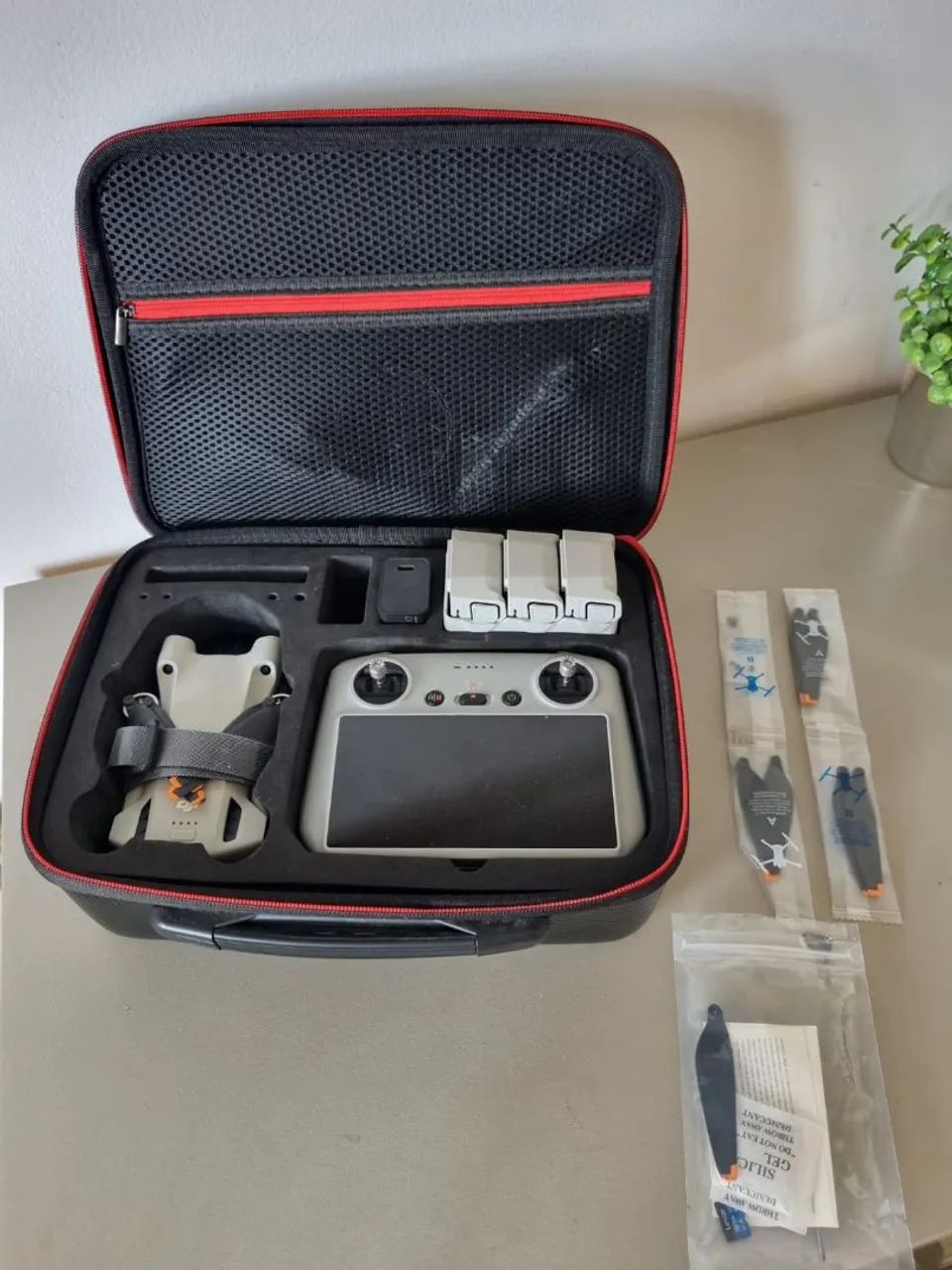 Drone DJI mini 3 Pro Combo Fly More - Foto 2