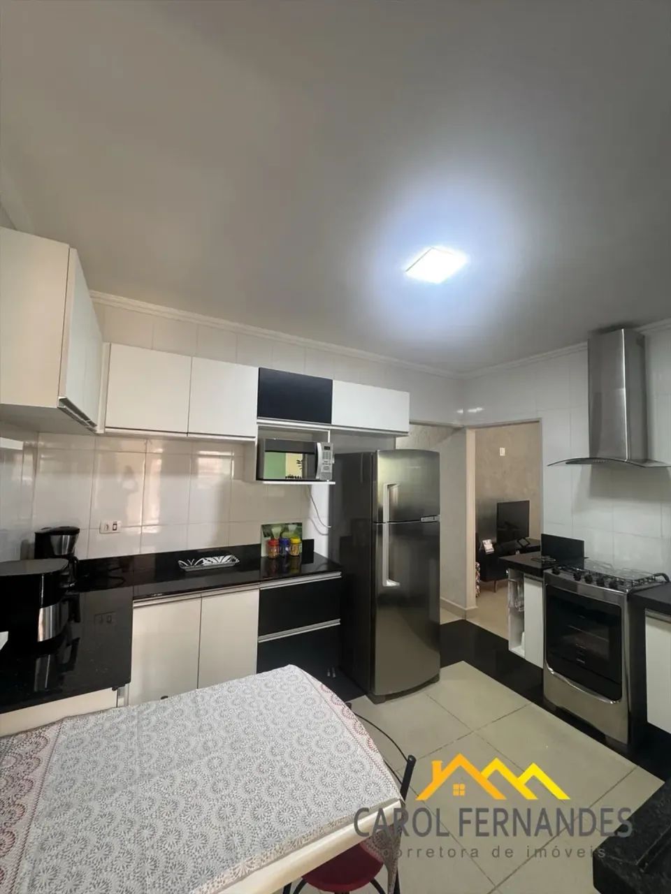 Casa com 3 quartos, 2 vagas de garagem e churrasqueira - Foto 3