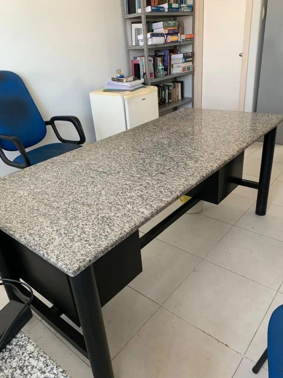 Mesas escritório tampo granito  - Foto 2