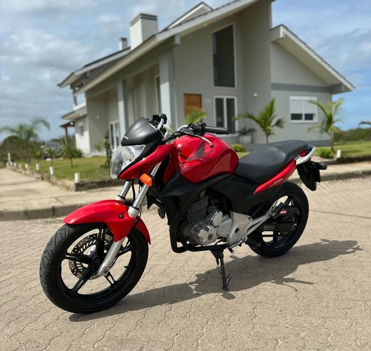 VENDO CB300 - Foto 2