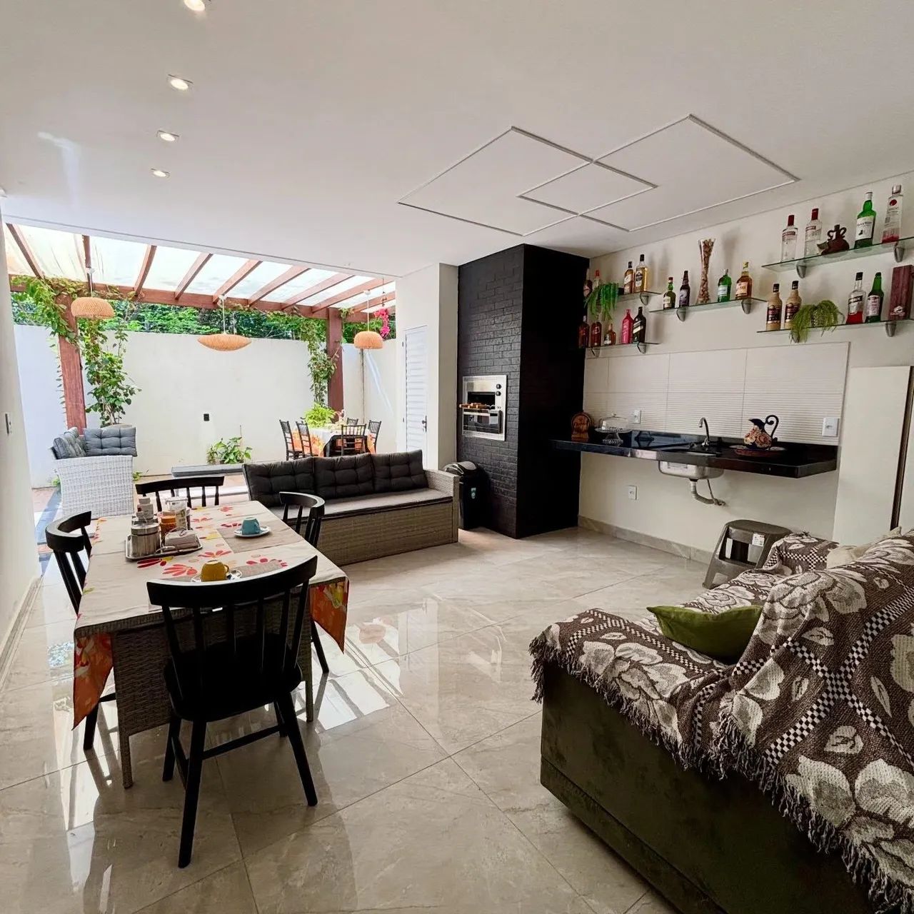 Casa pra locação no centro de Eusébio, mobiliada e projetada, primeira locação,  aluguel  - Foto 4