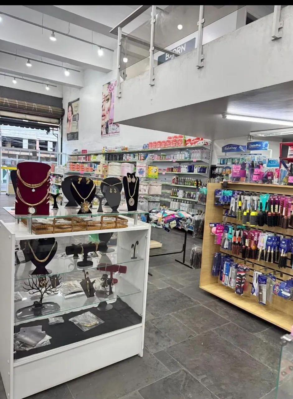 Perfumaria, cosméticos, acessórios e bijuterias  - Foto 5