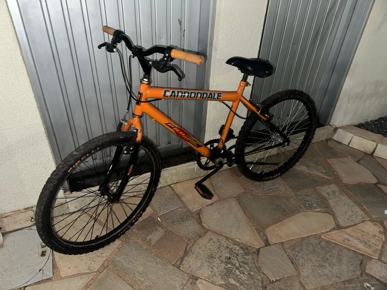 Bicicleta Cannondale aro 26 - Foto 3
