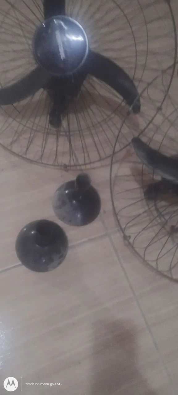 Vendo dois ventiladores de parede  - Foto 2
