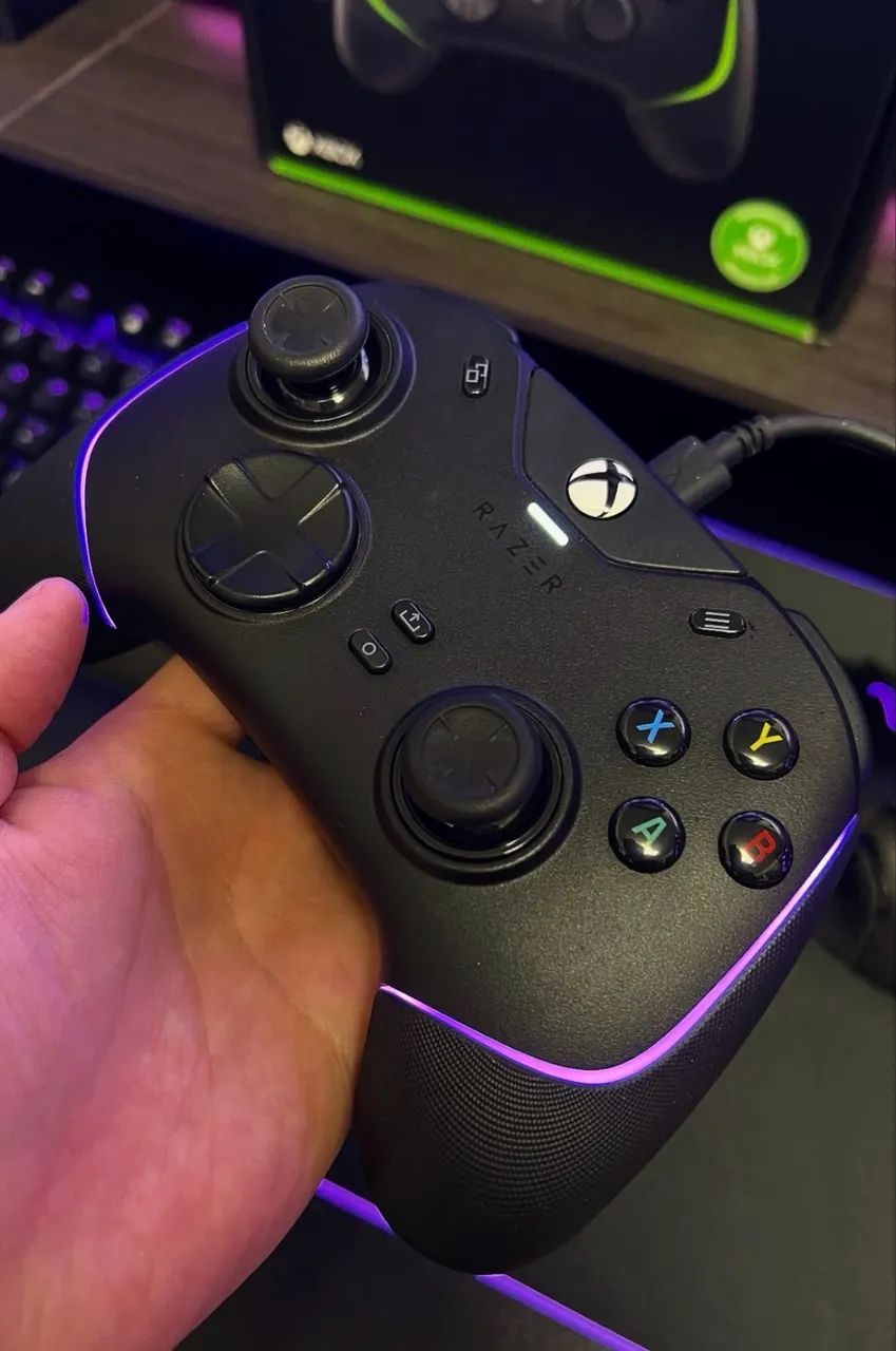 Controle Xbox Razer wolverine V2 CHROMA  - Foto 5