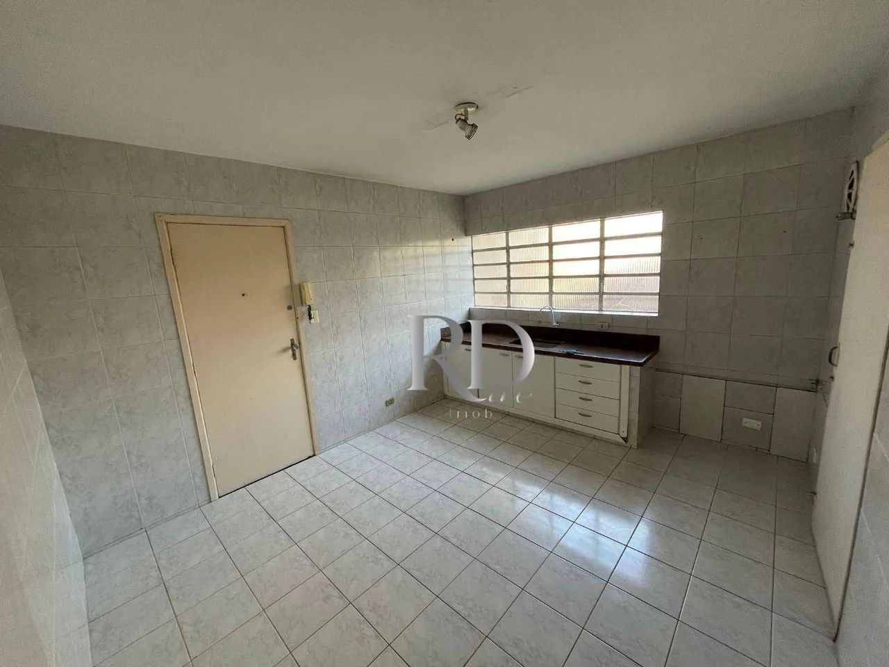 Apartamento no Centro de Londrina com 3 Quartos e Condomínio Baixo - Foto 4