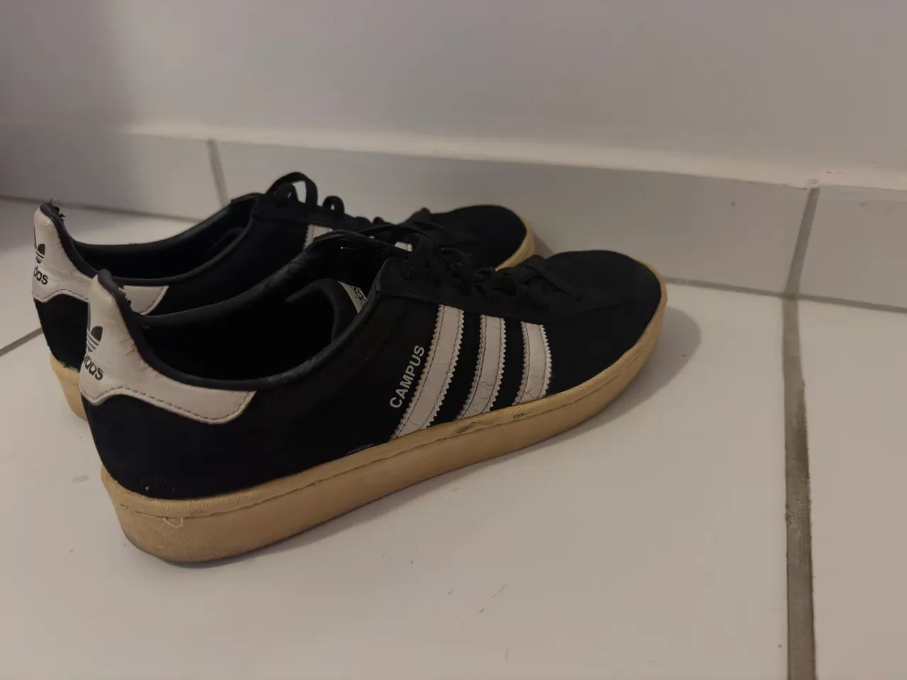 Adidas Campus preto n40 - Foto 2